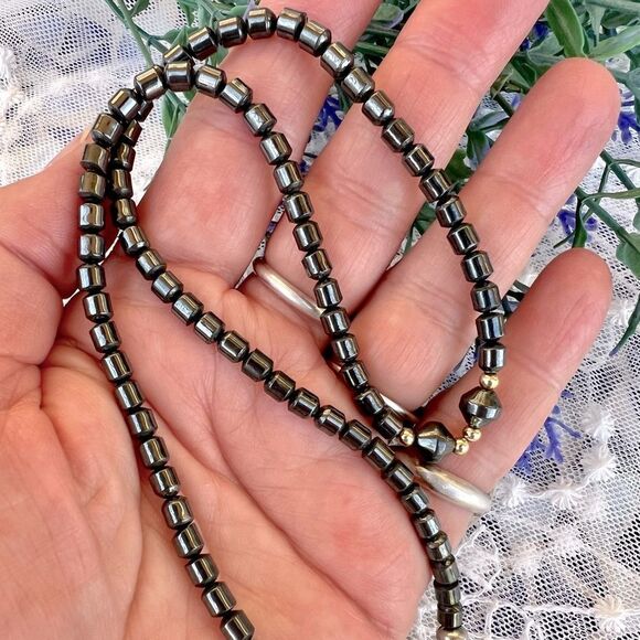 Vintage Hematite Necklace 18” - Picture 3 of 8